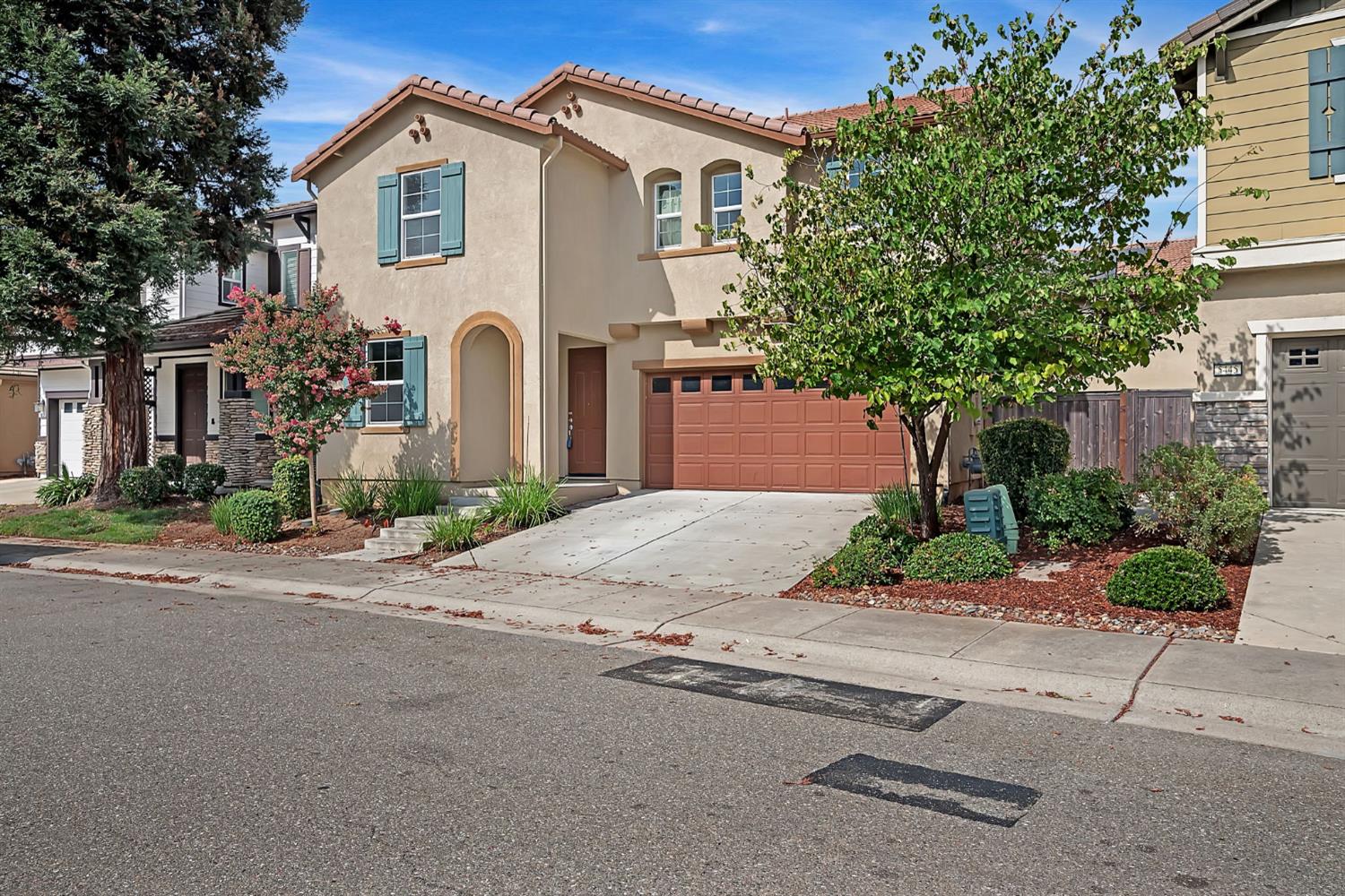 5439 Duck Walk Way