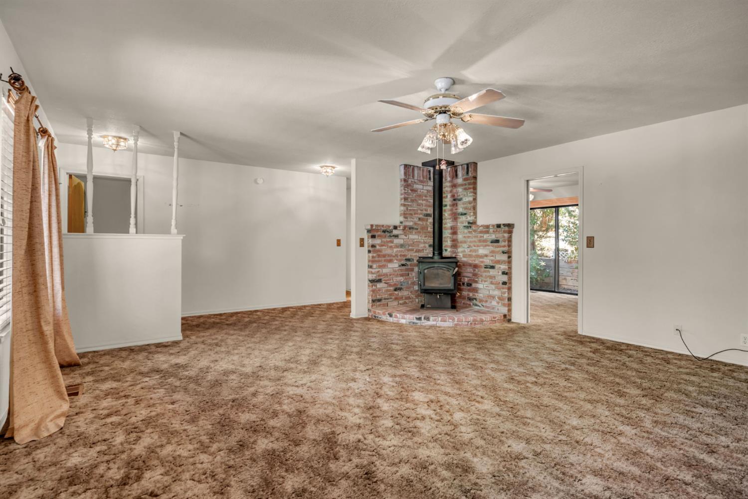 24854 Deadwood Court