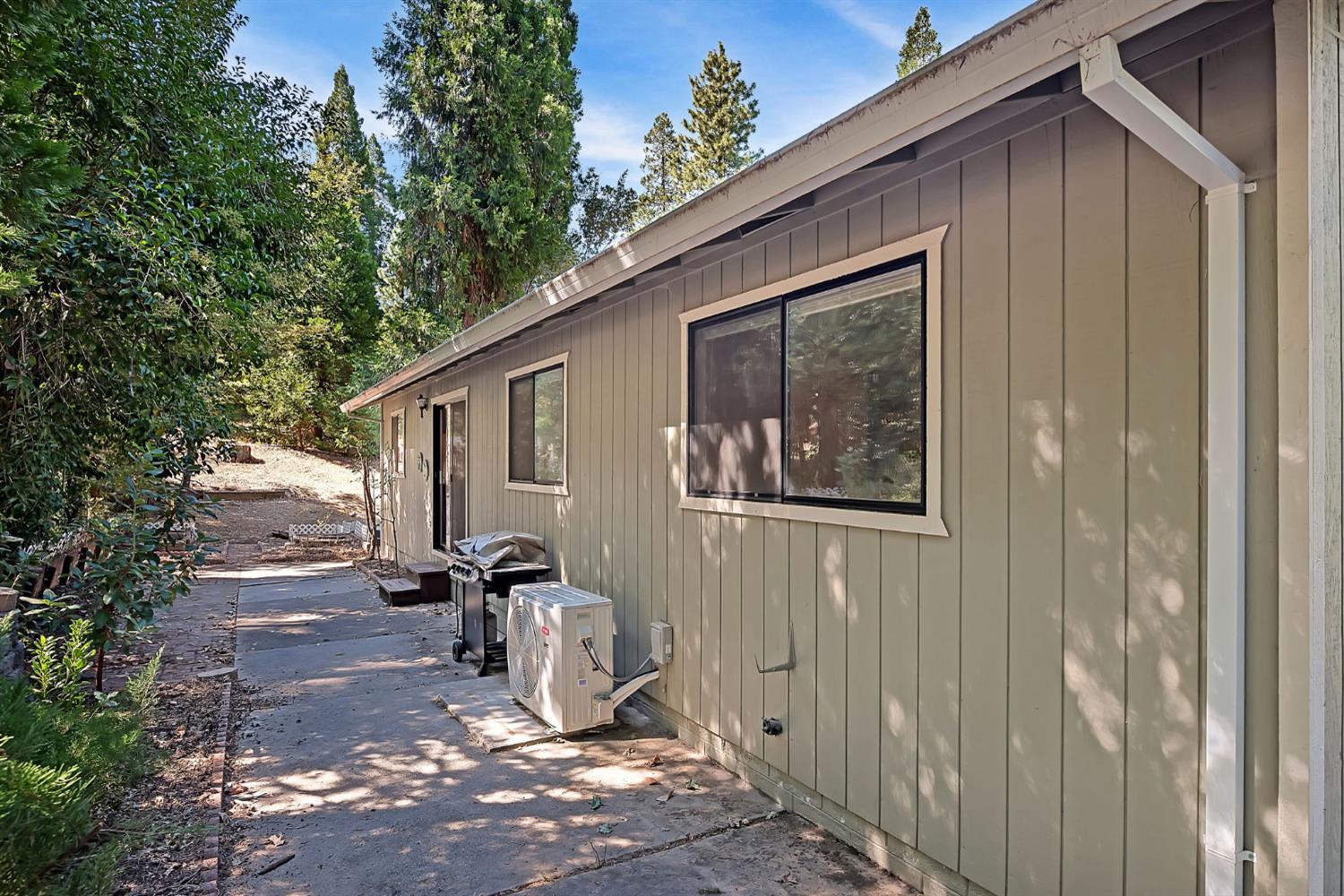 24854 Deadwood Court