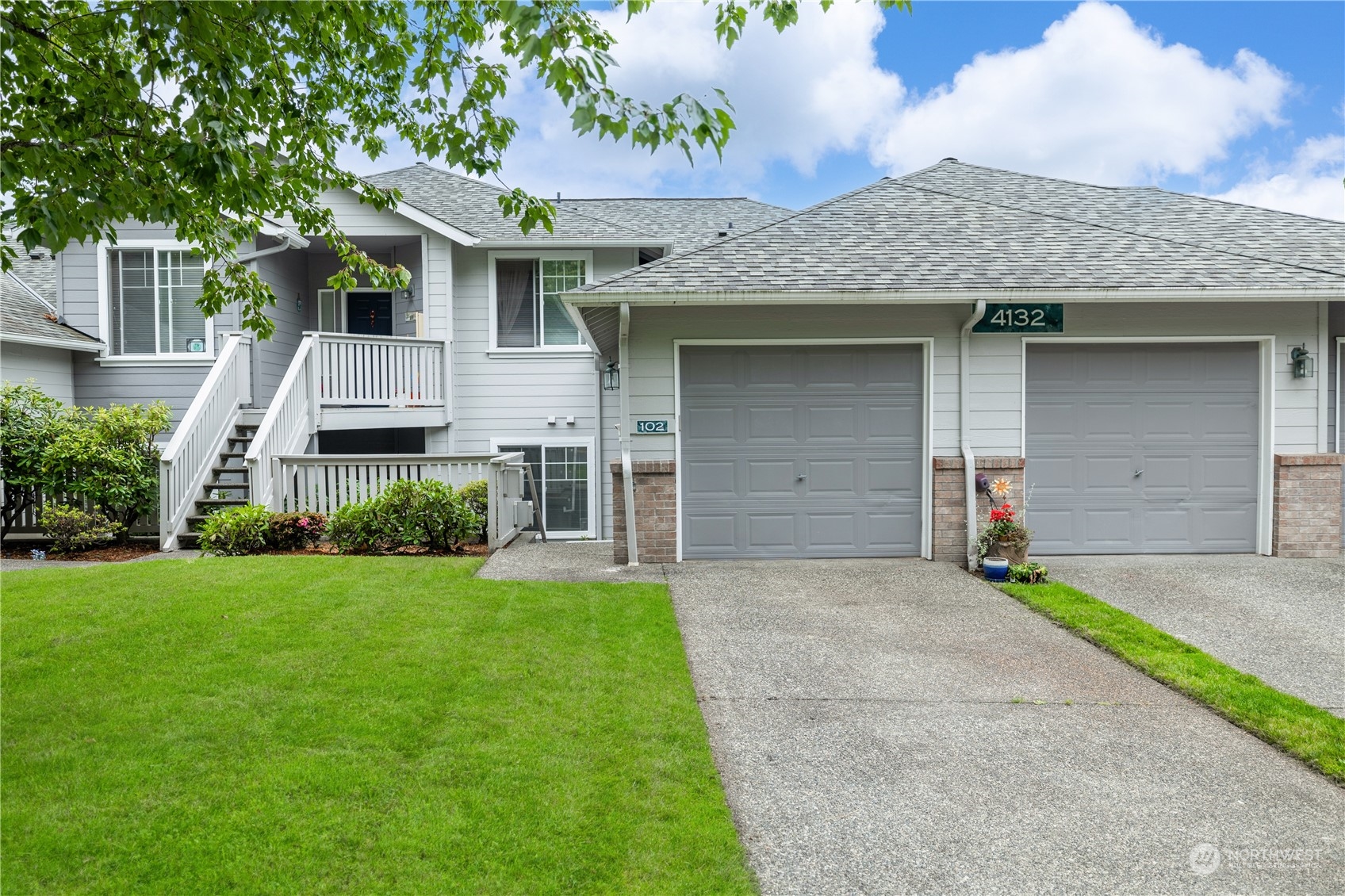 4132 Fieldstone Drive Unit: 102