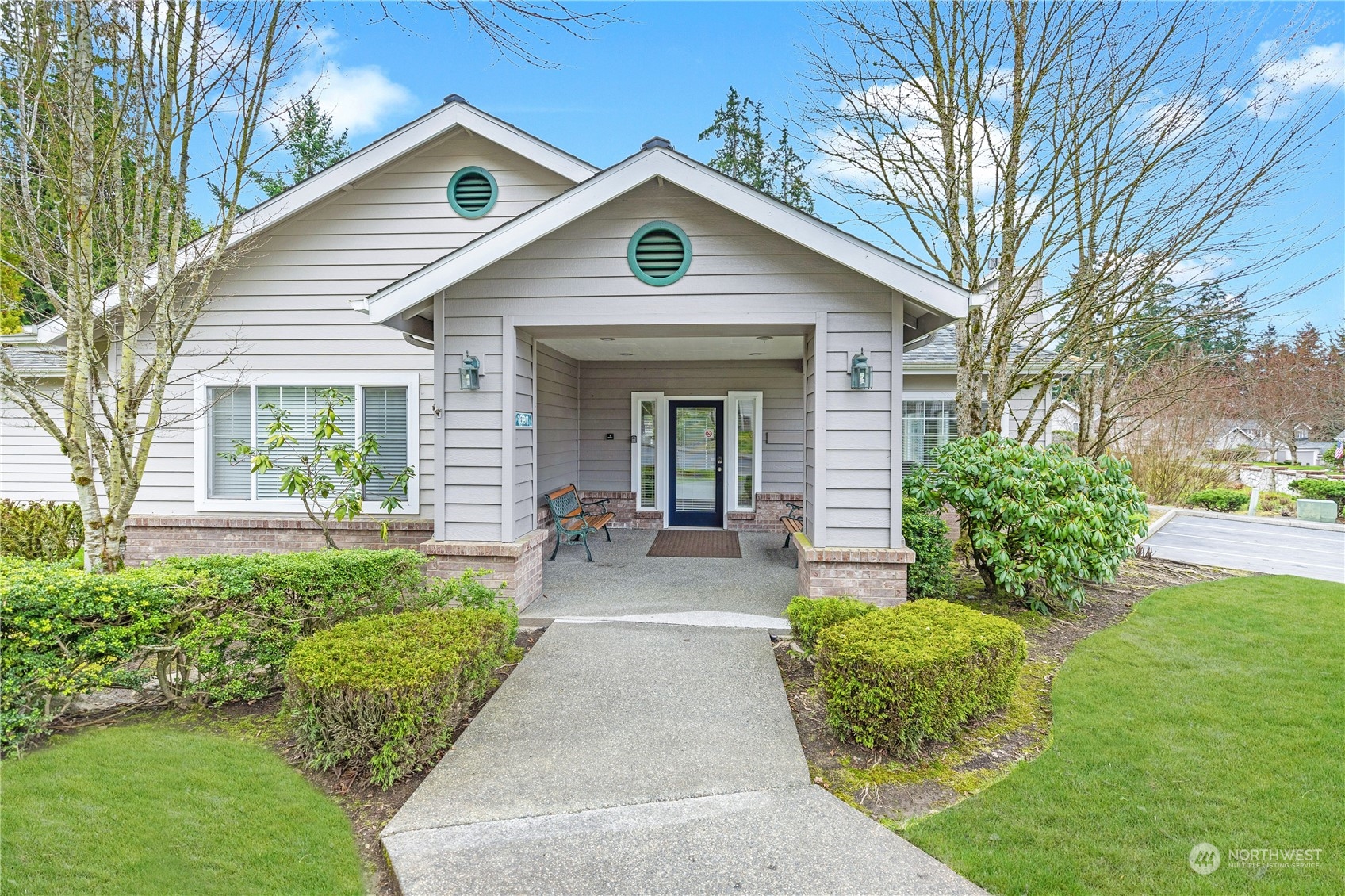 4132 Fieldstone Drive Unit: 102