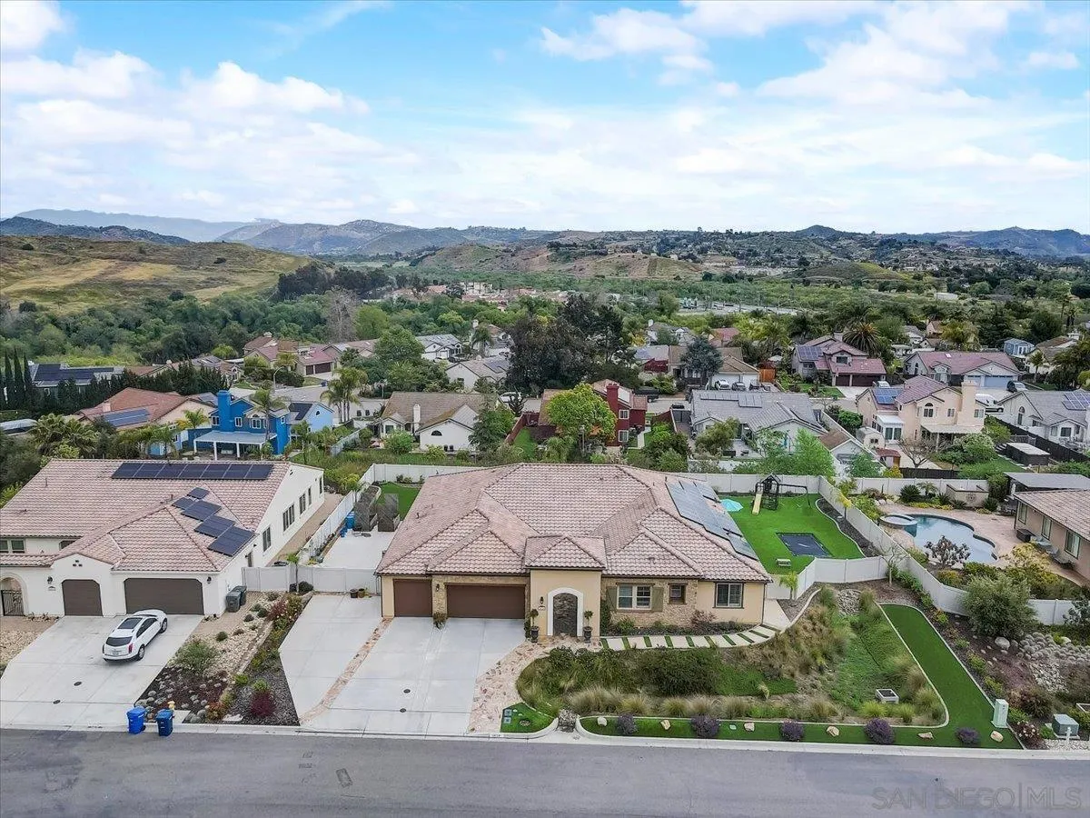 5620 Rancho Del Caballo