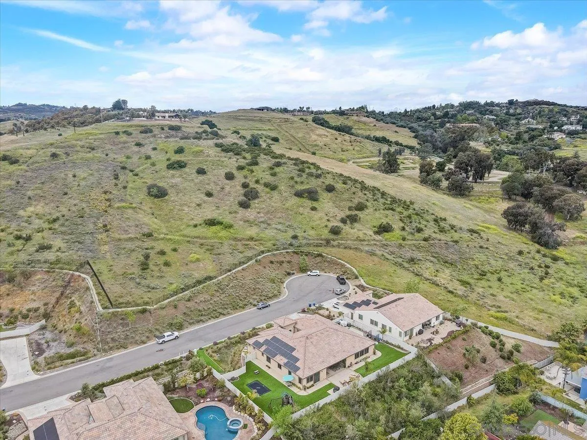5620 Rancho Del Caballo
