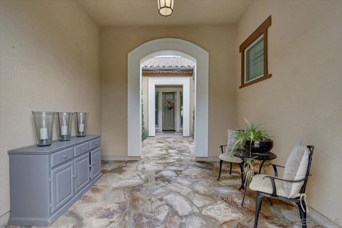 5620 Rancho Del Caballo