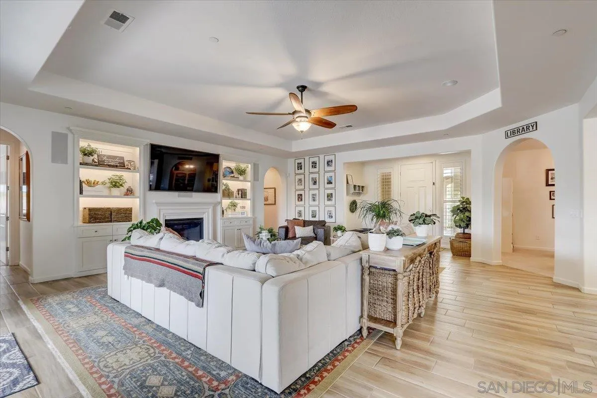 5620 Rancho Del Caballo