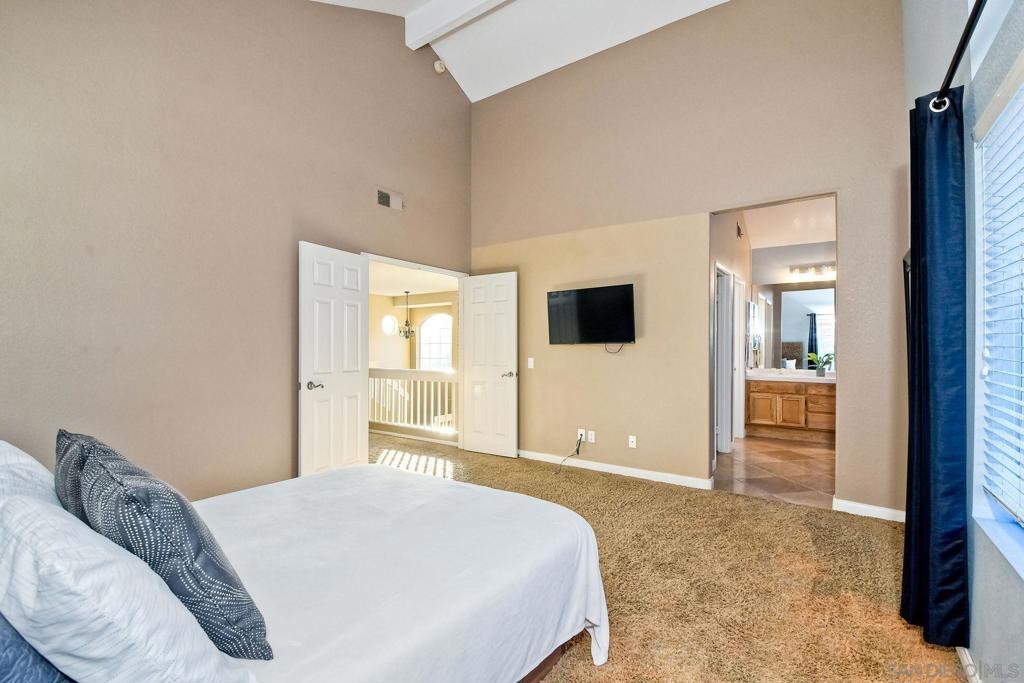 1554 Avenida Guillermo