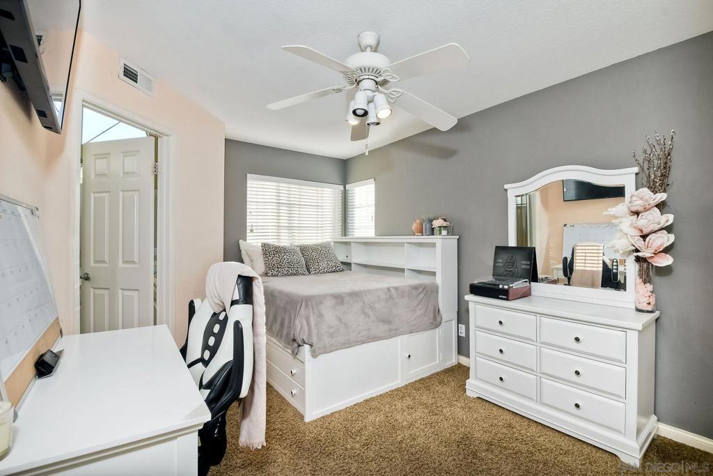 1554 Avenida Guillermo