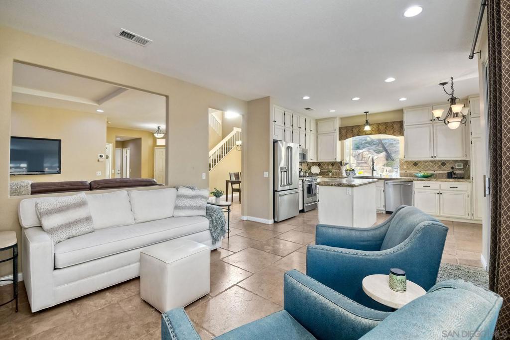 1554 Avenida Guillermo
