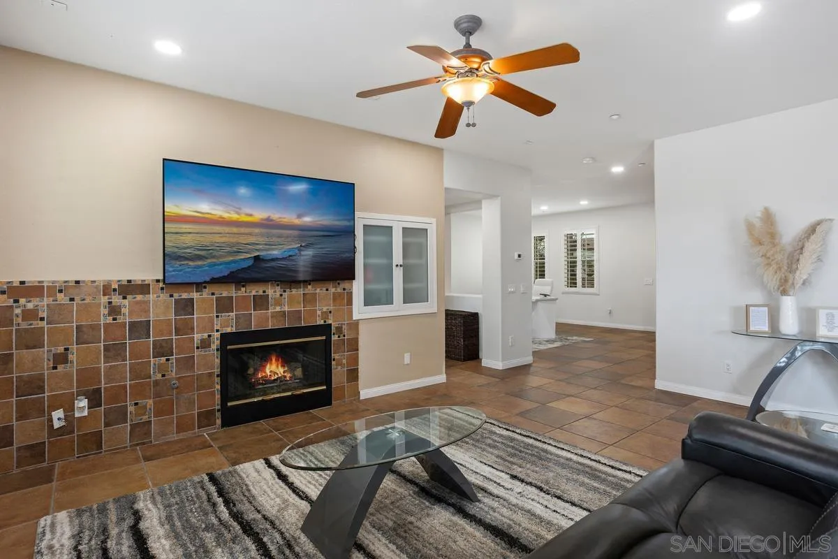 5450 Alexandrine Ct