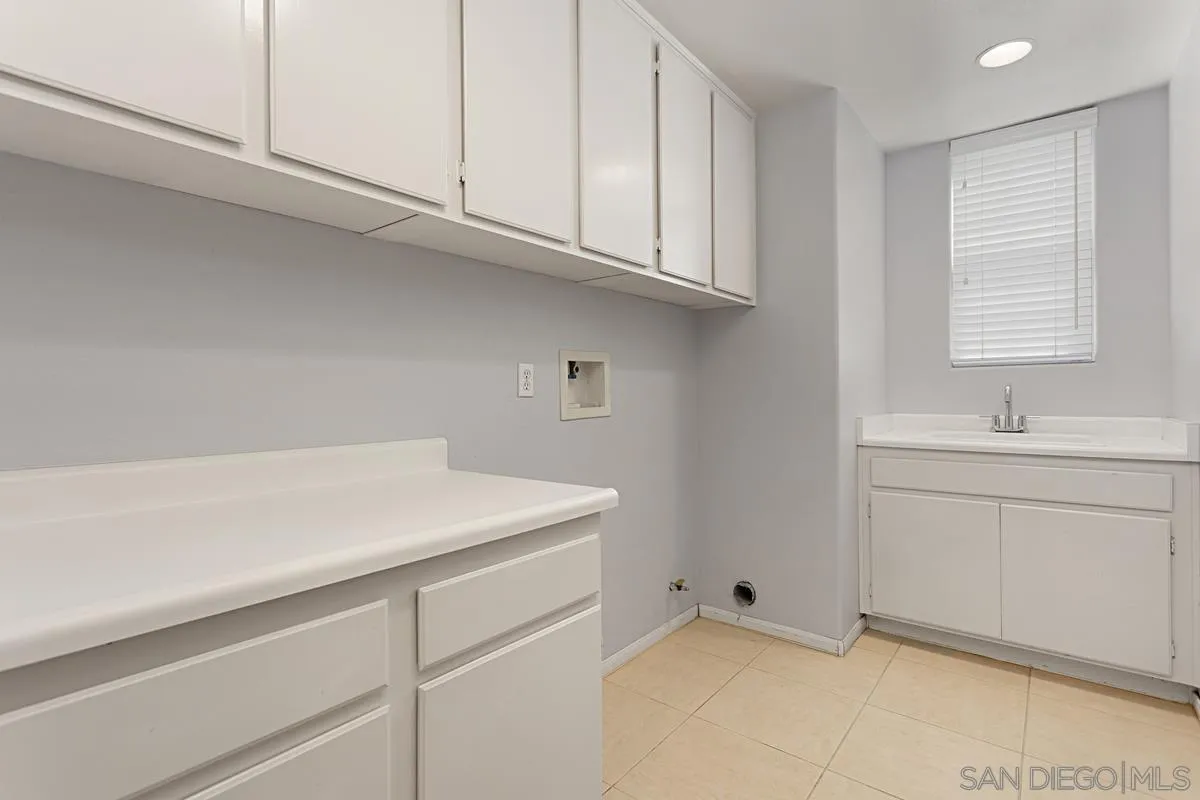 536 Echo Lane