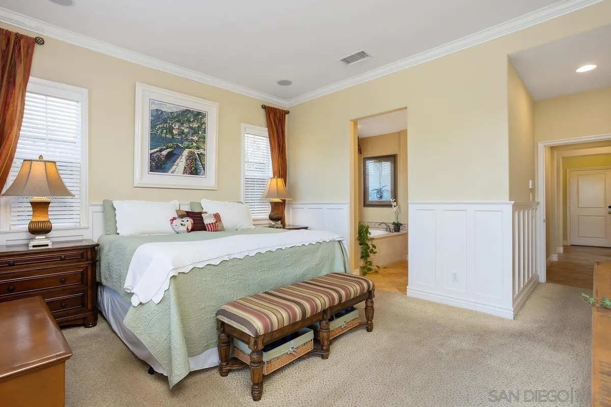 1025 Breakaway Dr