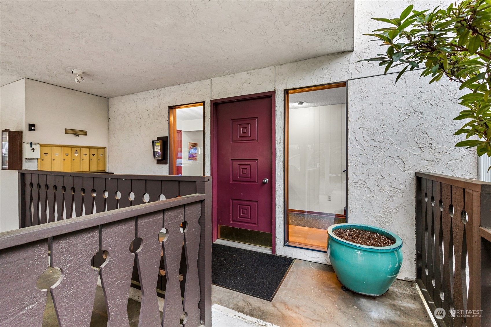 900 5th Avenue S Unit: 200
