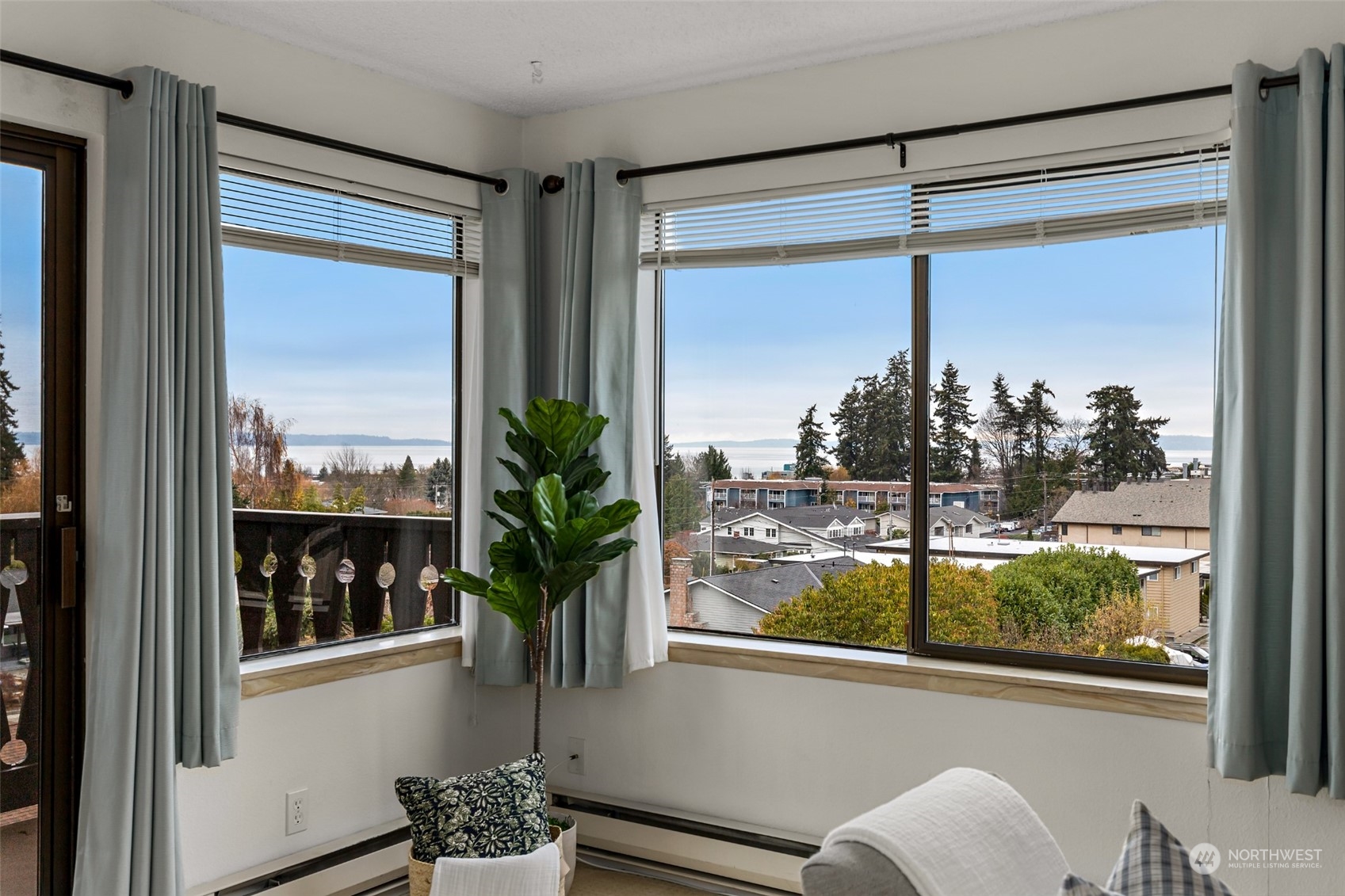 900 5th Avenue S Unit: 200