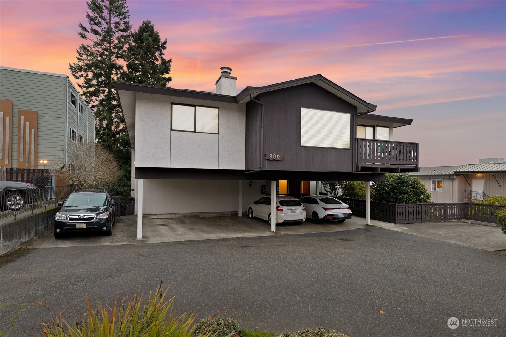 900 5th Avenue S Unit: 200