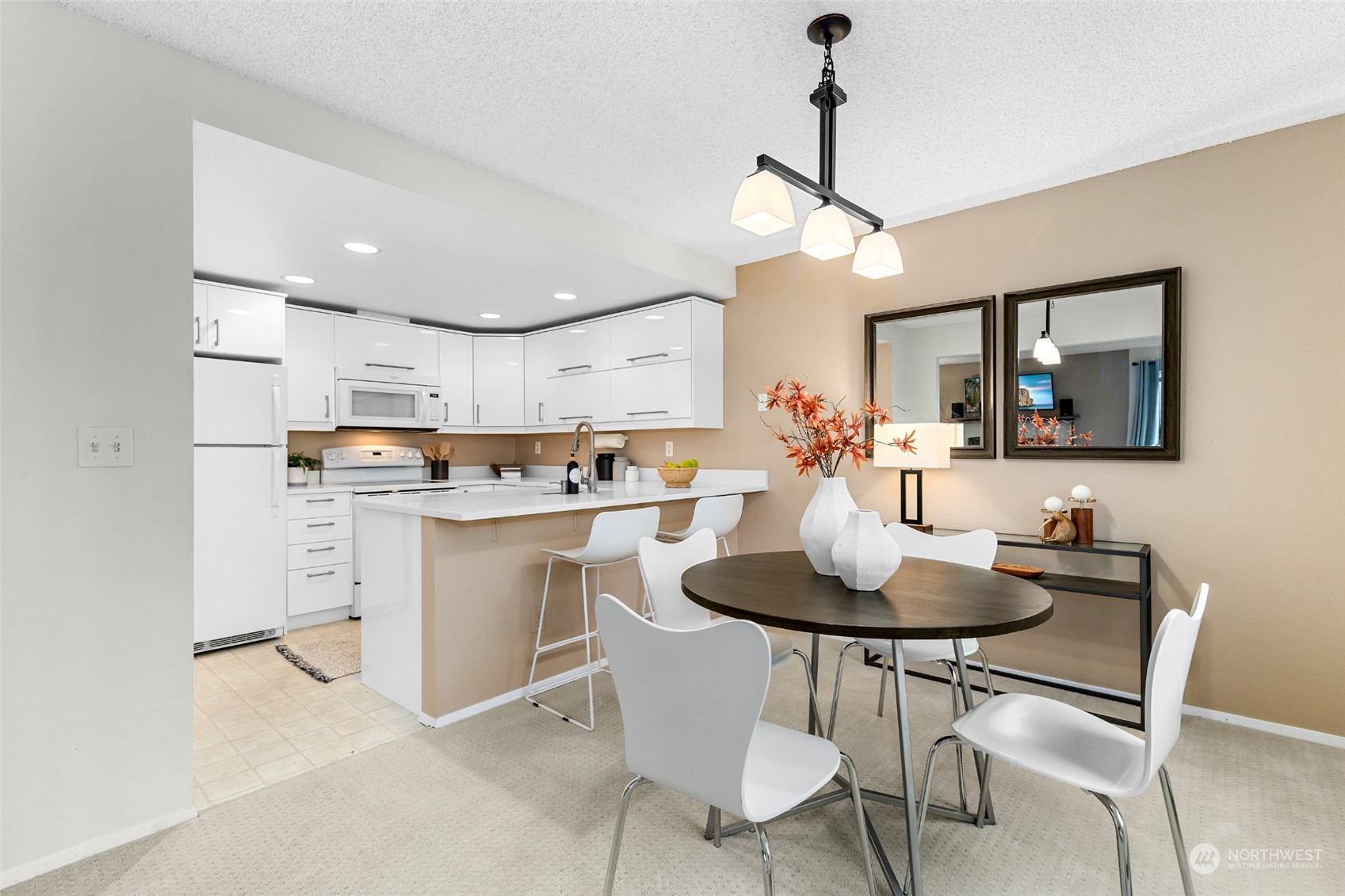 900 5th Avenue S Unit: 200