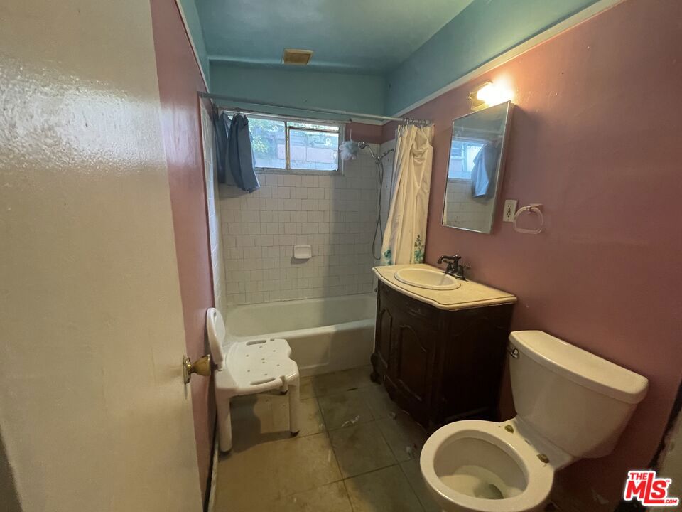 179 N Backton Avenue