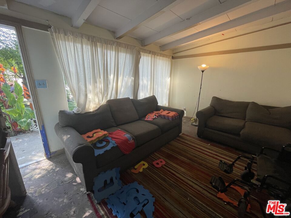 179 N Backton Avenue