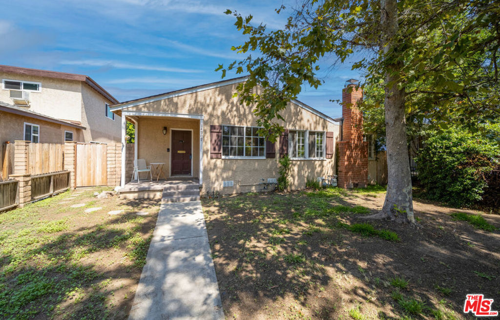 14707 Covello Street