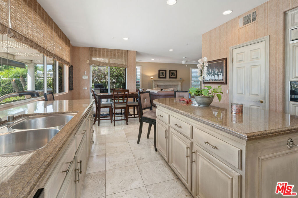 3403 Calle Sin Rival