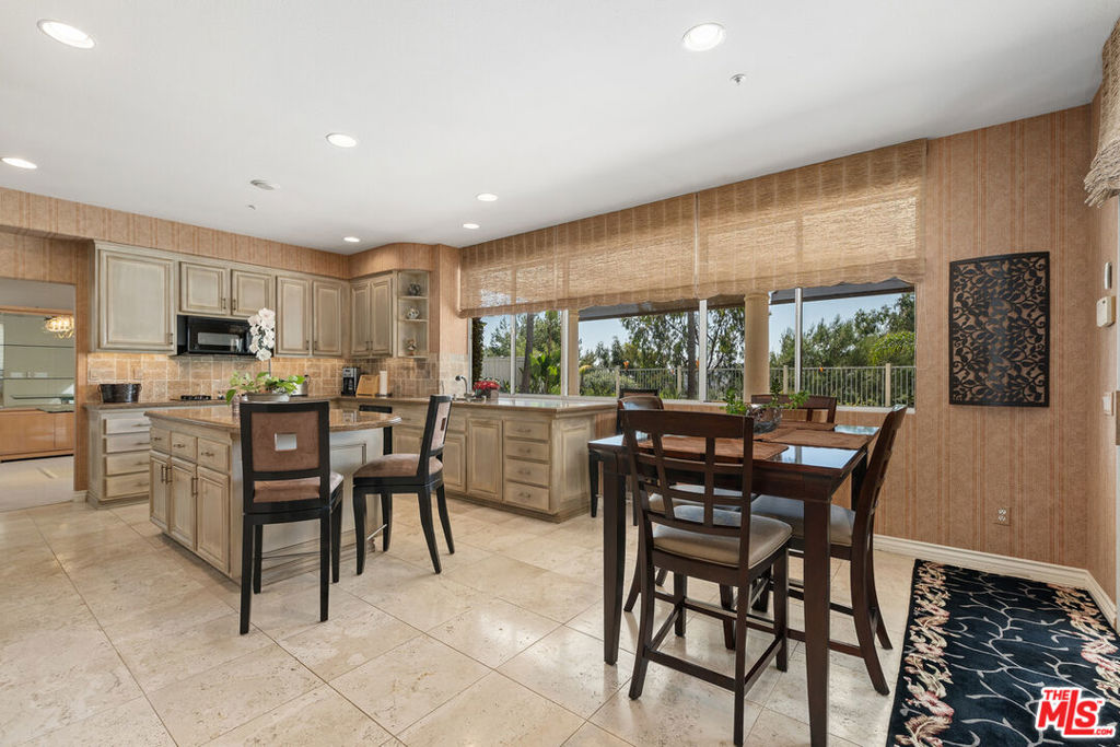 3403 Calle Sin Rival