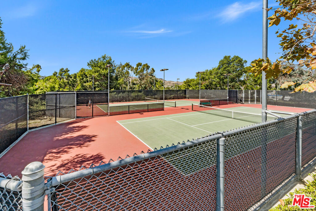 3403 Calle Sin Rival