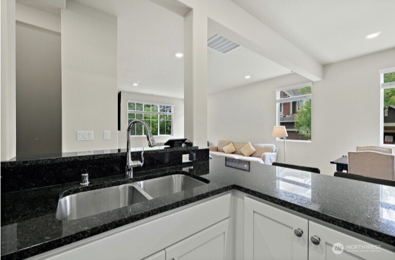 19721 26th Park W Unit: B