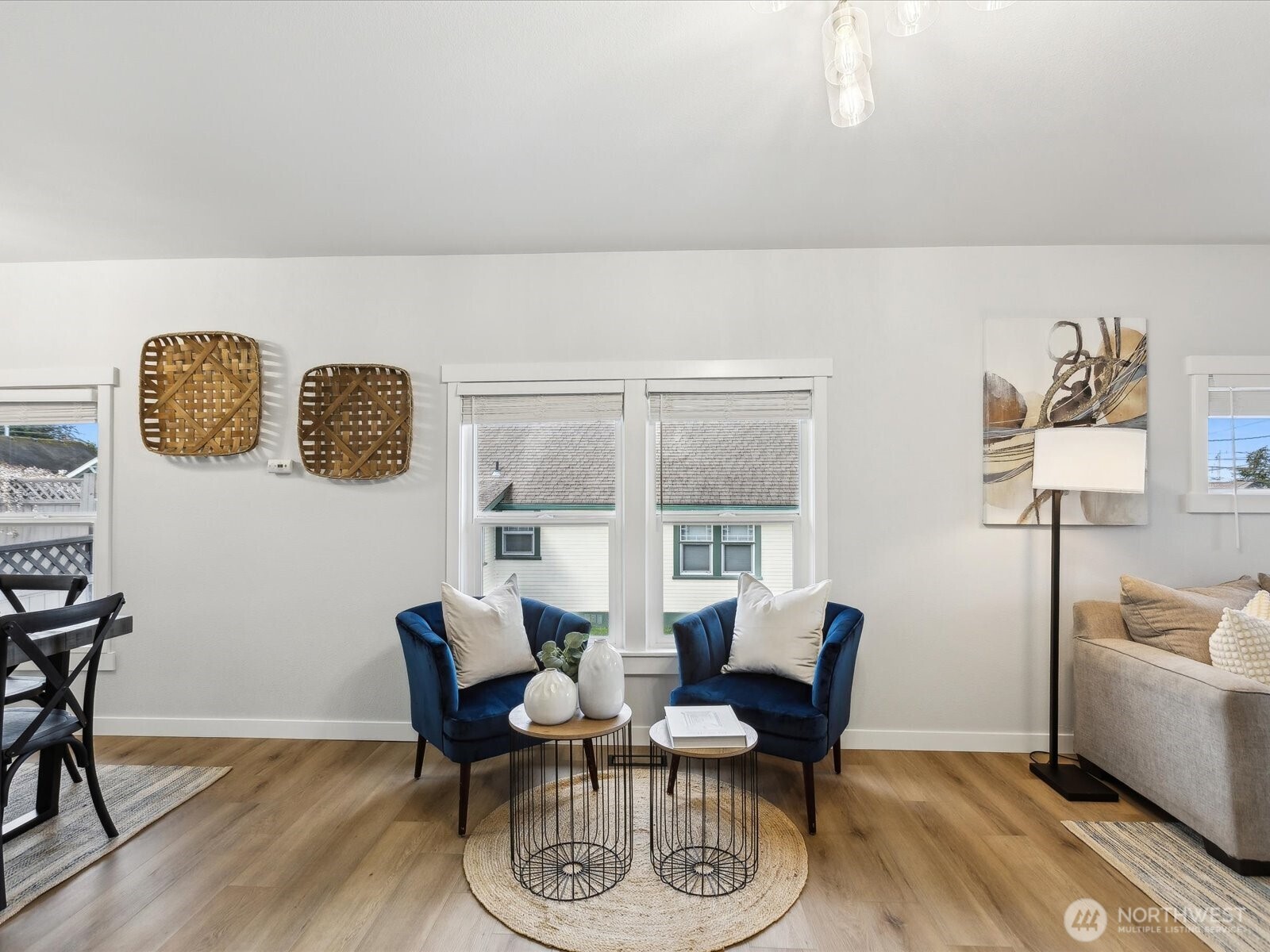 320 E Evergreen Street