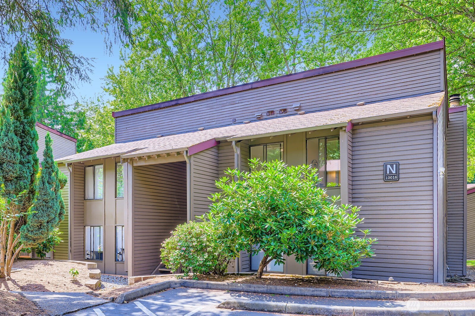 12200 100th Avenue NE Unit: N-D