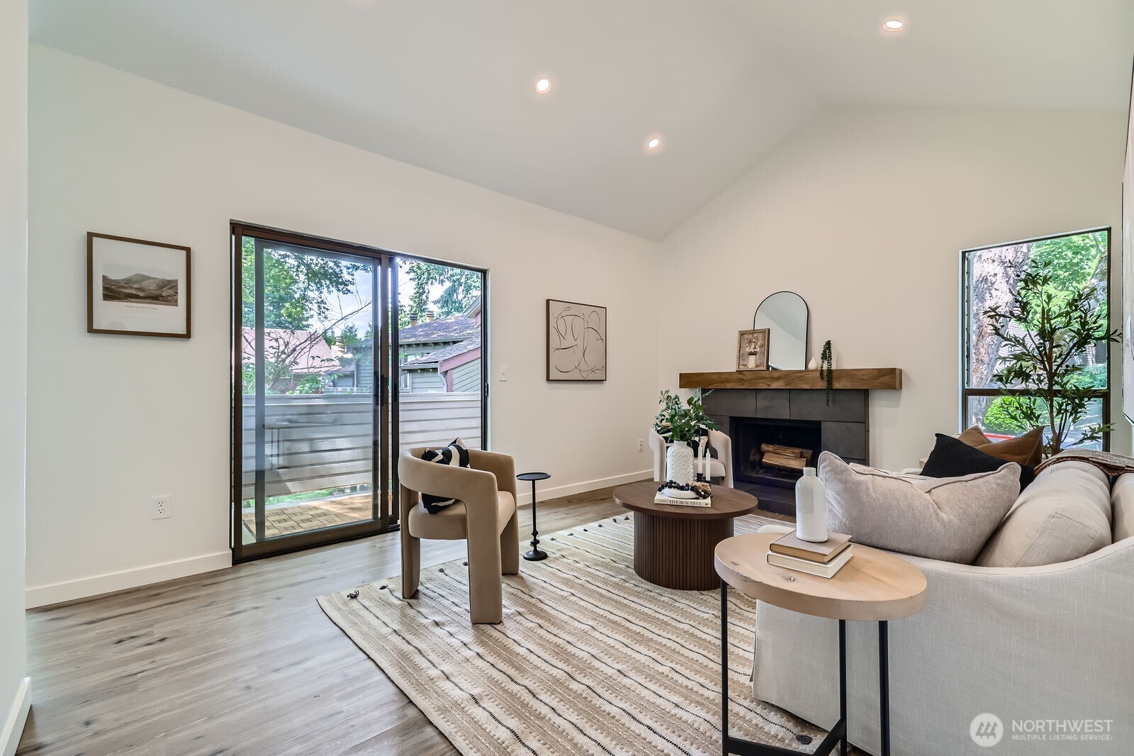 12200 100th Avenue NE Unit: N-D