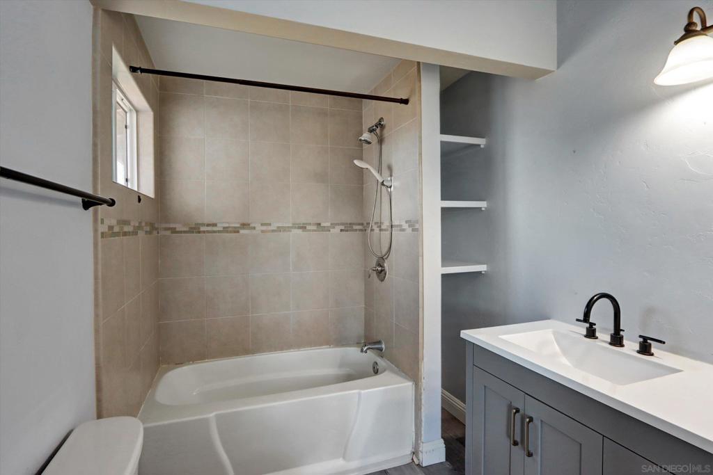 5521 Blueridge Street