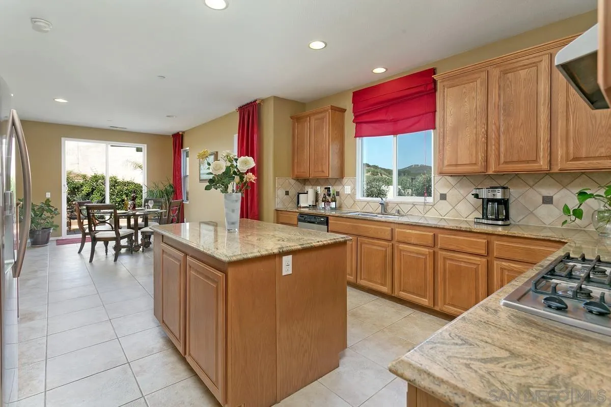 5562 Nanday Ct