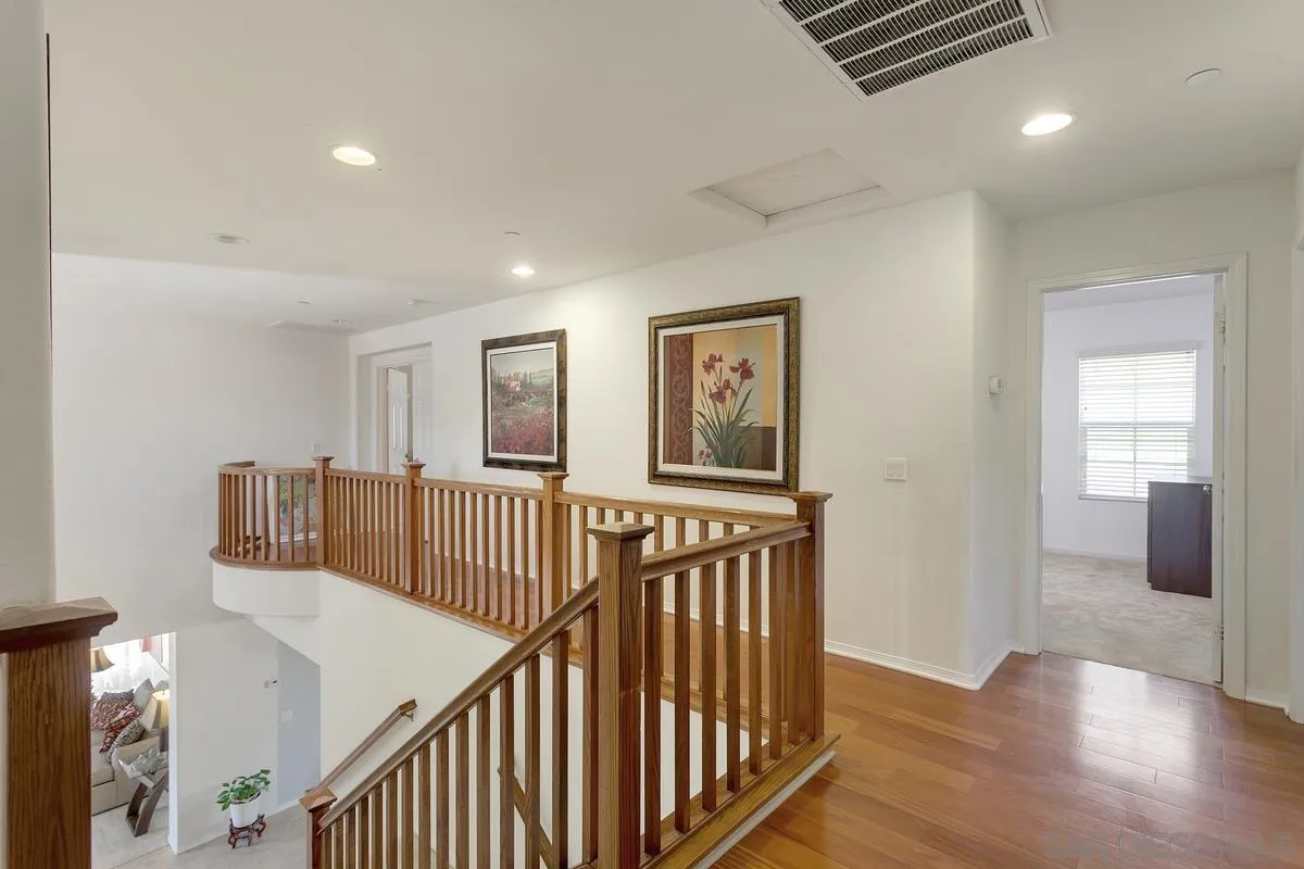 5562 Nanday Ct