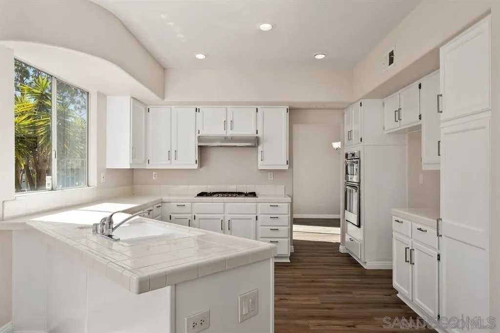 5031 Palermo Dr