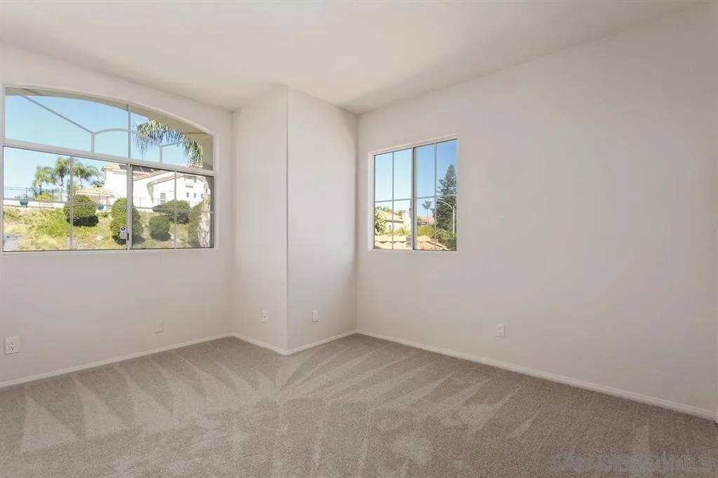 5031 Palermo Dr