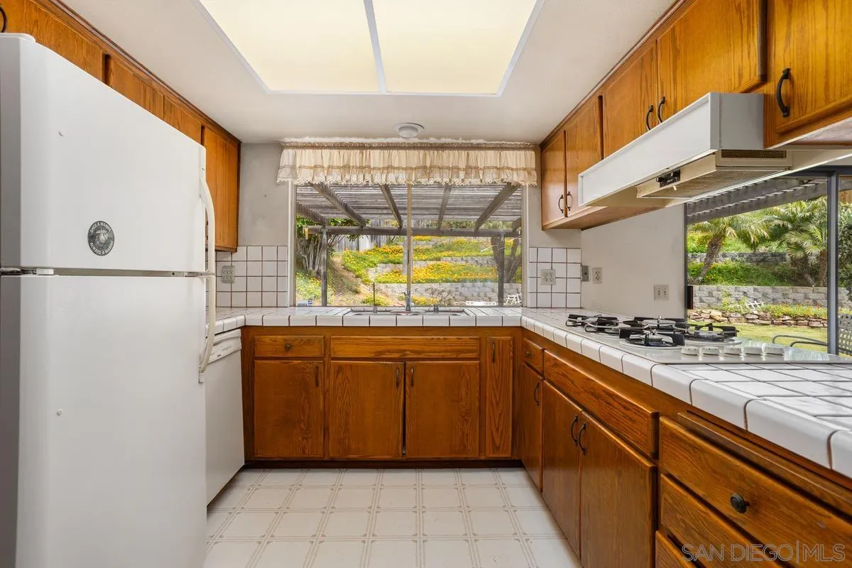 1740 Kirk Pl