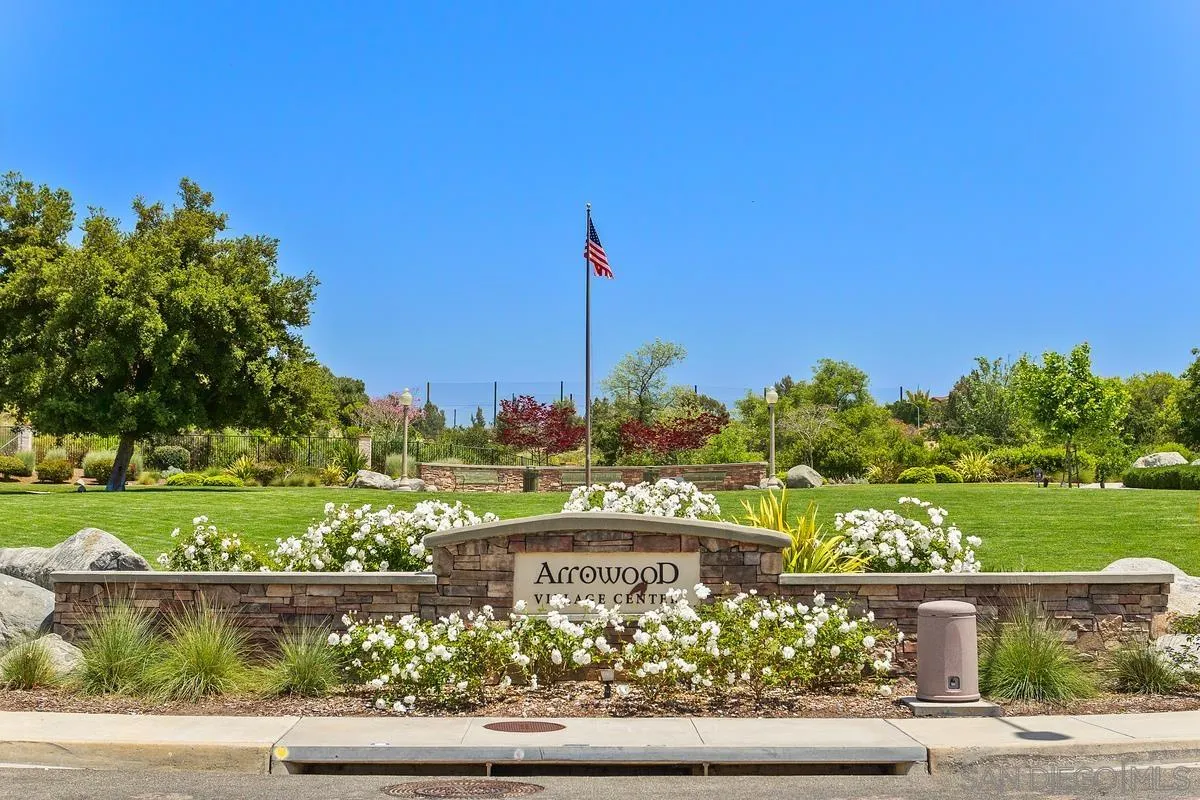 1049 Village Dr