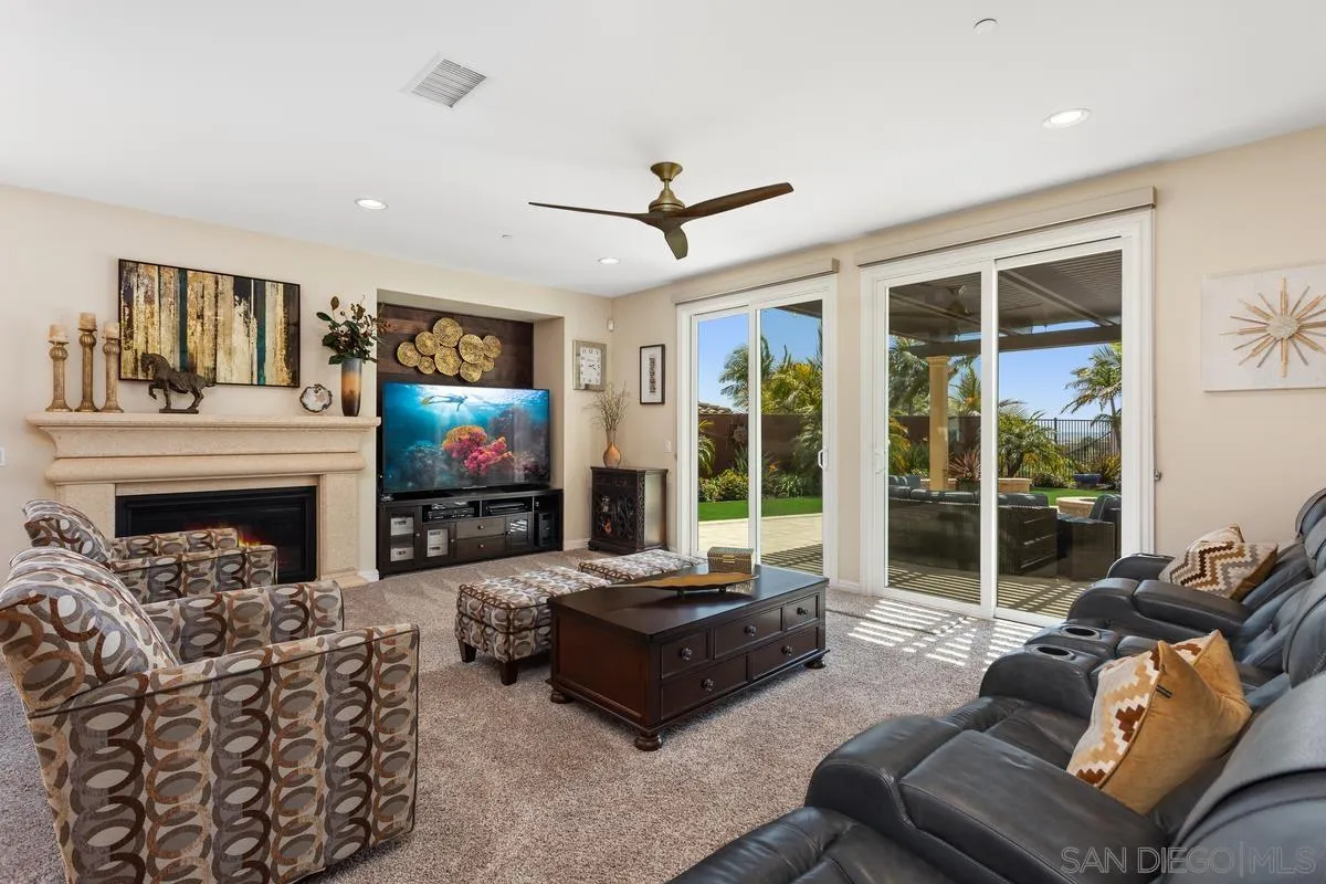 1049 Village Dr