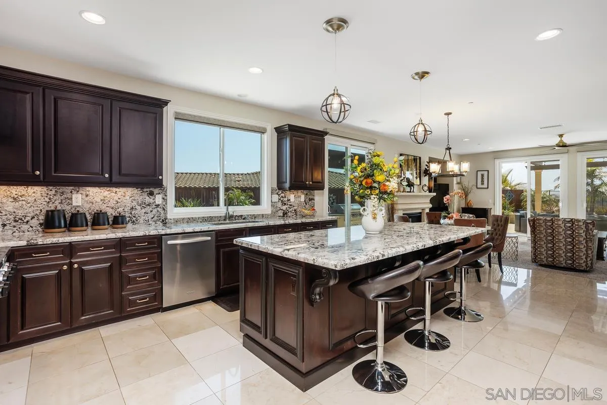 1049 Village Dr