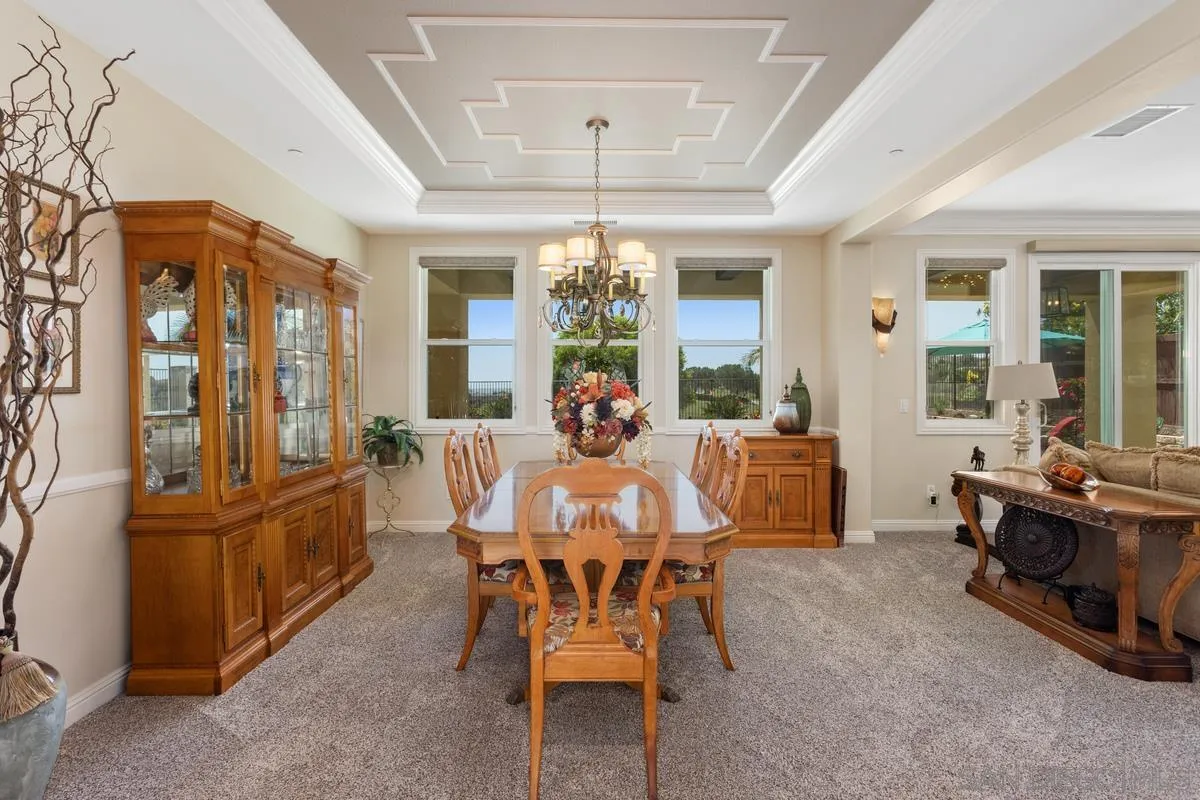 1049 Village Dr