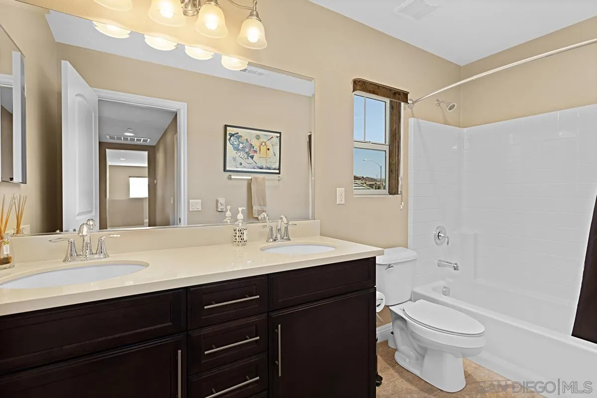 1108 Bellingham Dr