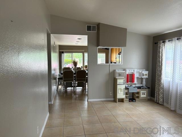 22591 Via Santa Maria