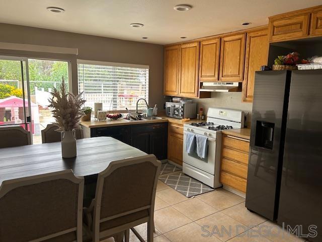 22591 Via Santa Maria