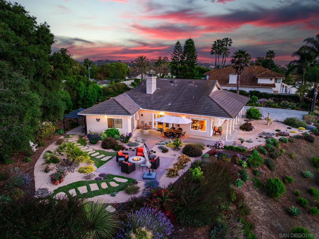 2142 Eastom Way