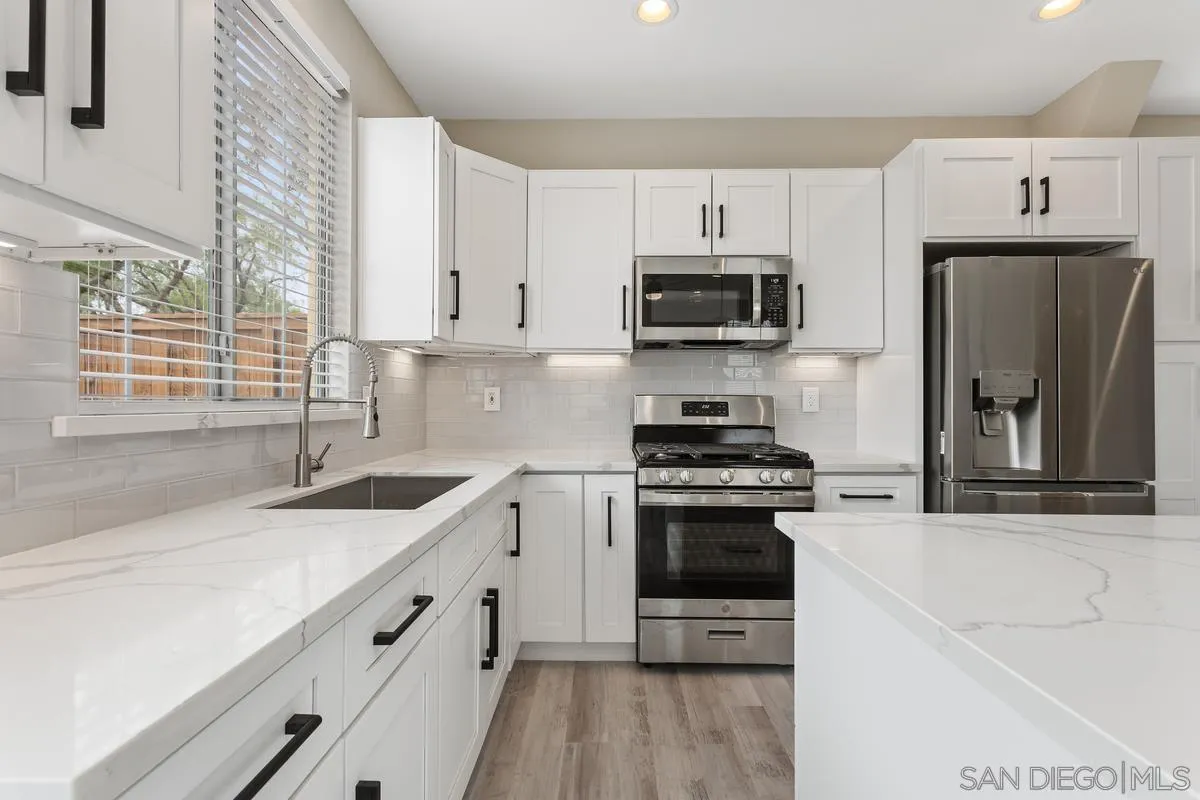 130 Adelia Way