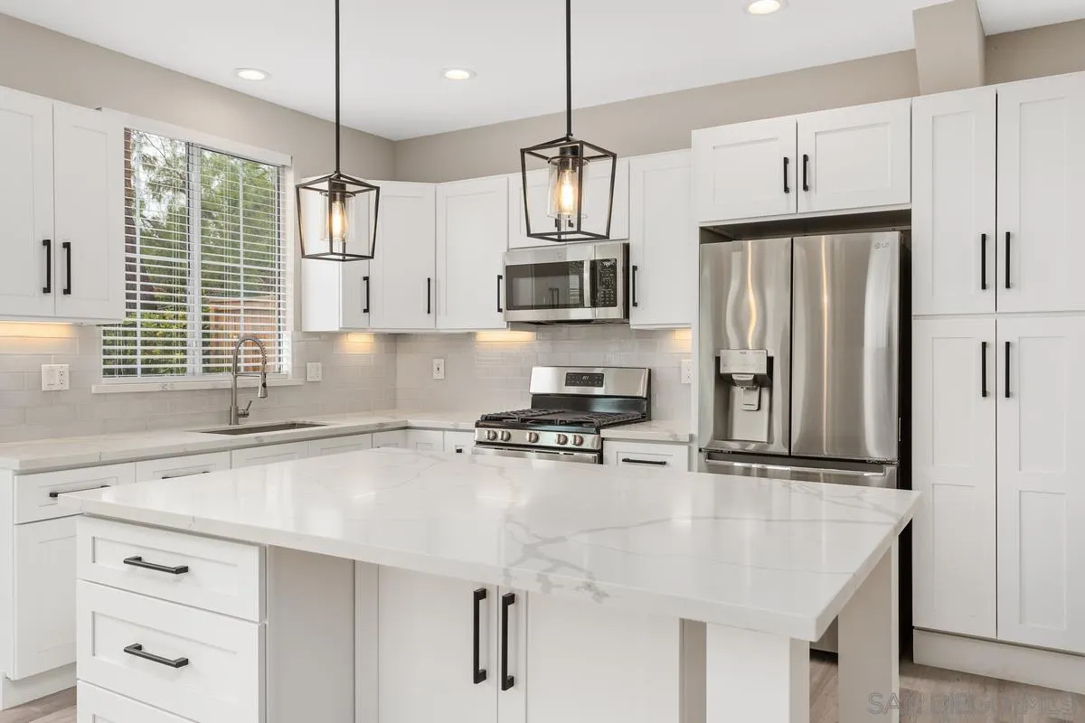 130 Adelia Way