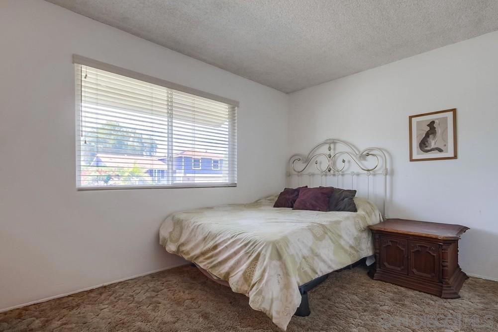 8655 Highwood Dr