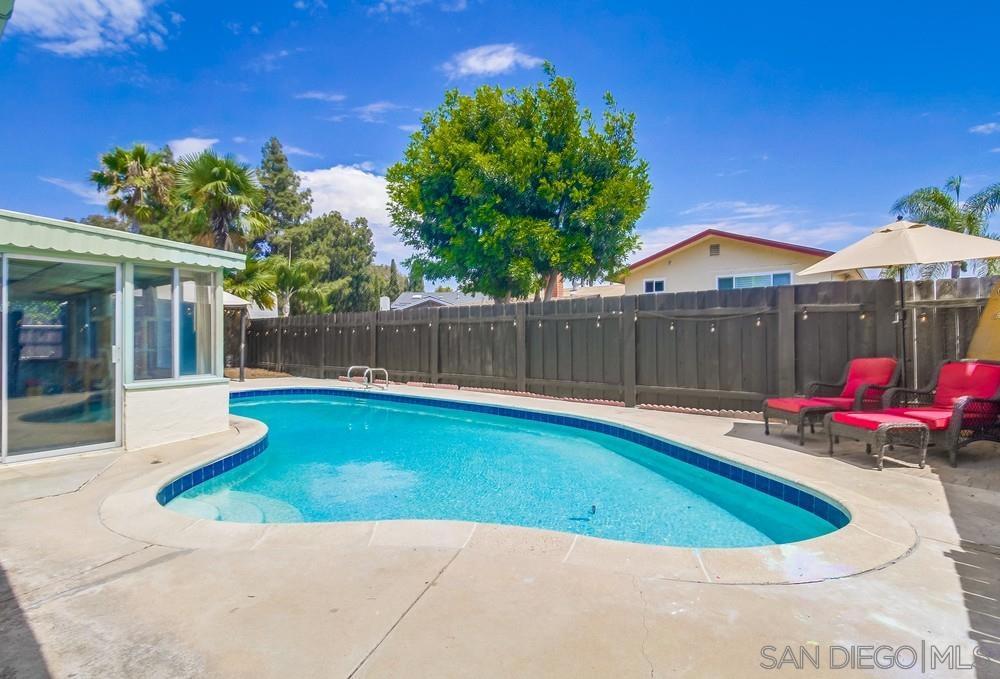 8655 Highwood Dr