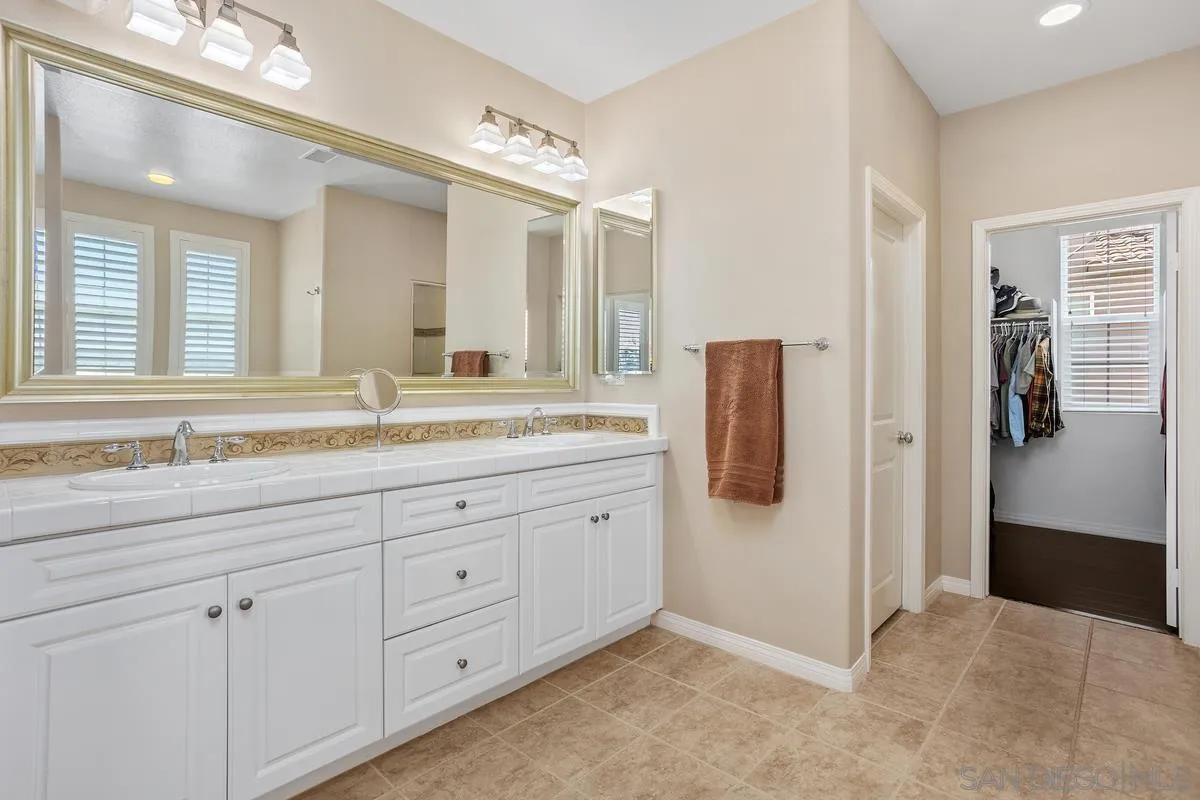 1197 Breakaway Dr