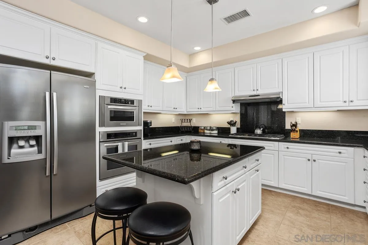 1197 Breakaway Dr
