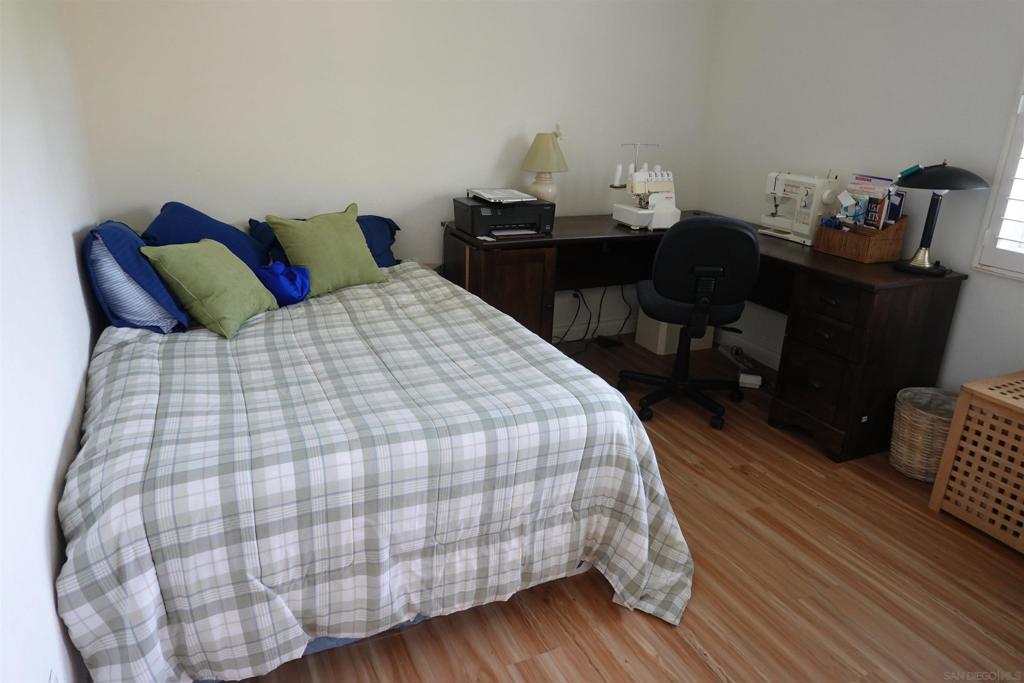 10934 Glencreek Circle